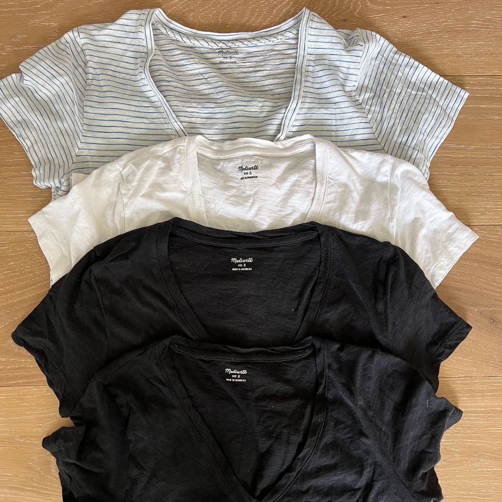 EUC LOT OF 4 MADEWELL WHISPER COTTON COTTON V NECK POCKET TEE SIZE SMALL